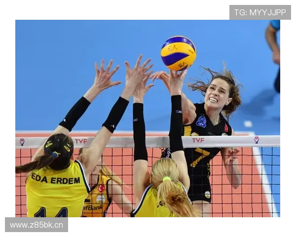 转会土超告吹坎特罢训升级风波